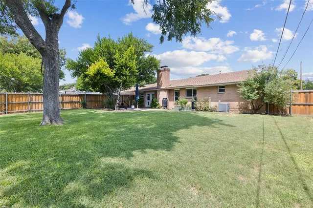 $450,000 | 3412 Old Colony Road, Dallas, TX 75233