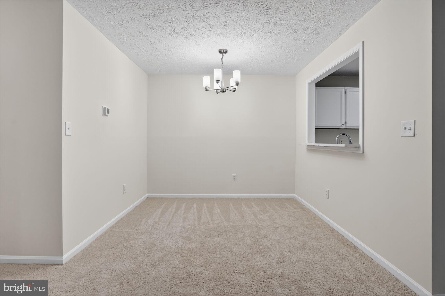 2273 Hunter's Run Drive Reston, VA 20191 - Photo 7 of 23 an empty room