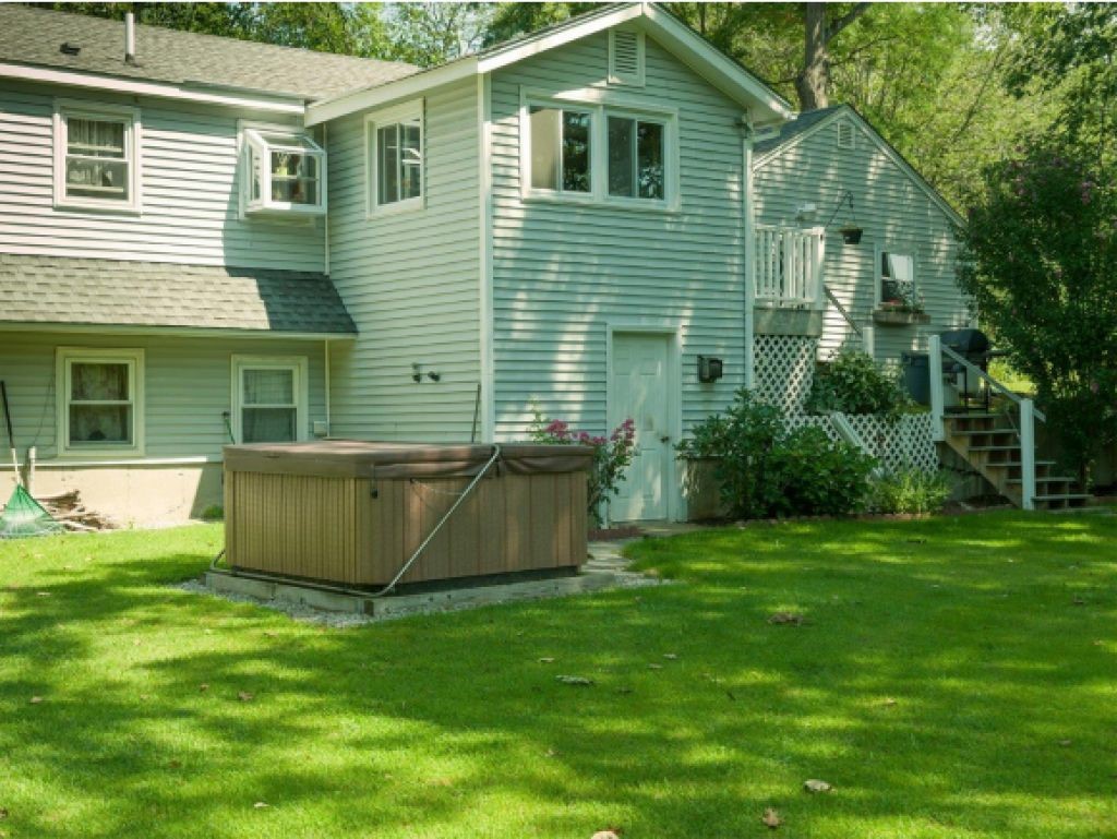 179 Hanscom Road Eliot, ME 03903 - Photo 2 of 28