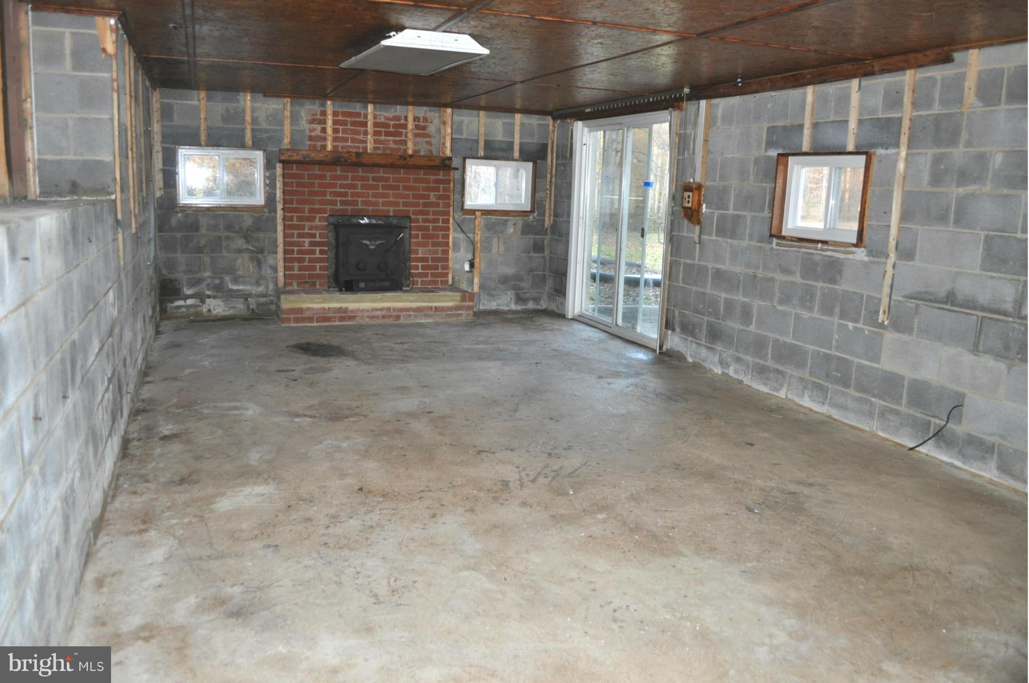 8114 Sinclair Mill Road Manassas, VA 20112 - Photo 12 of 22 Basement