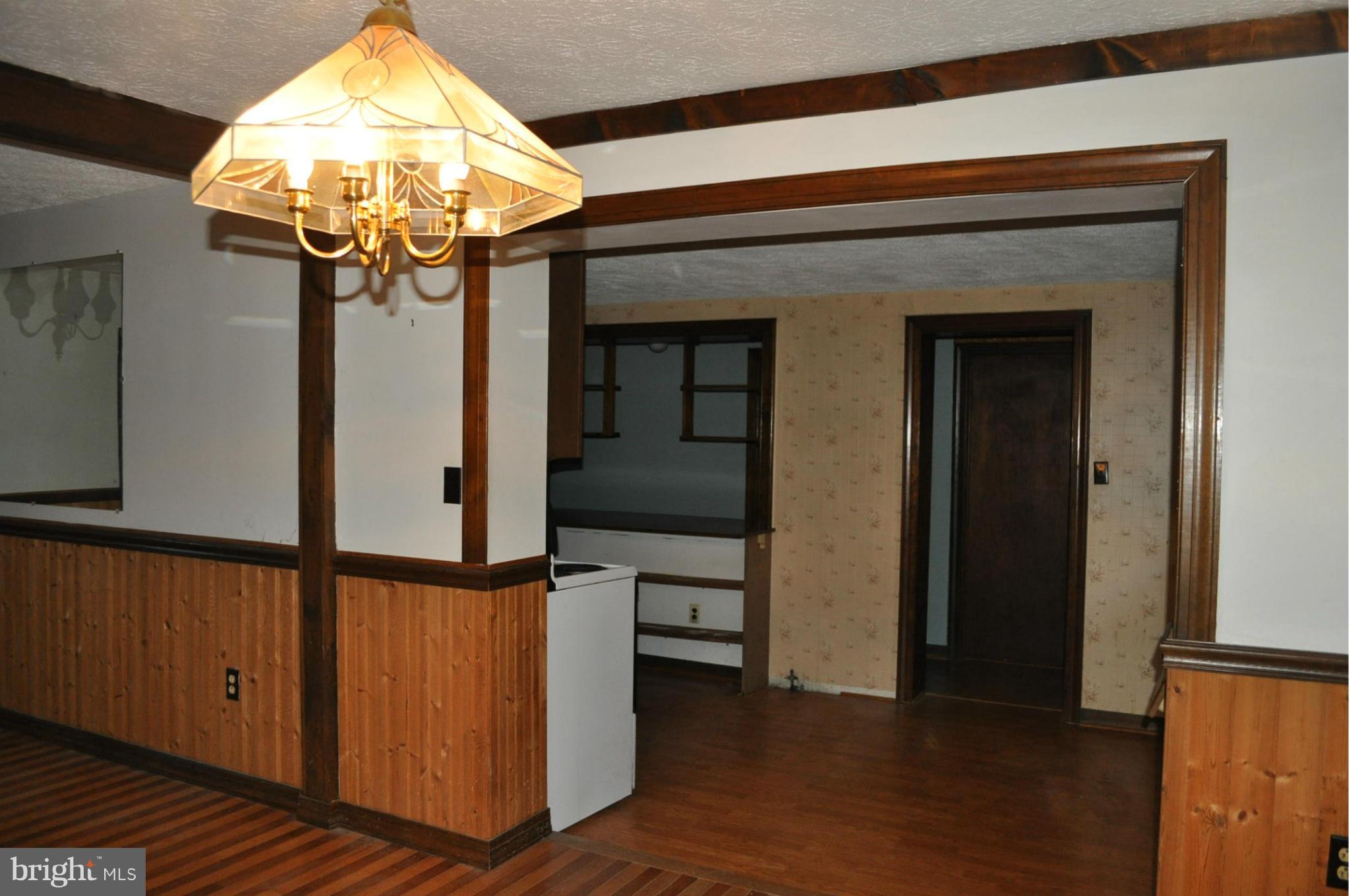 8114 Sinclair Mill Road Manassas, VA 20112 - Photo 18 of 22 Kitchen