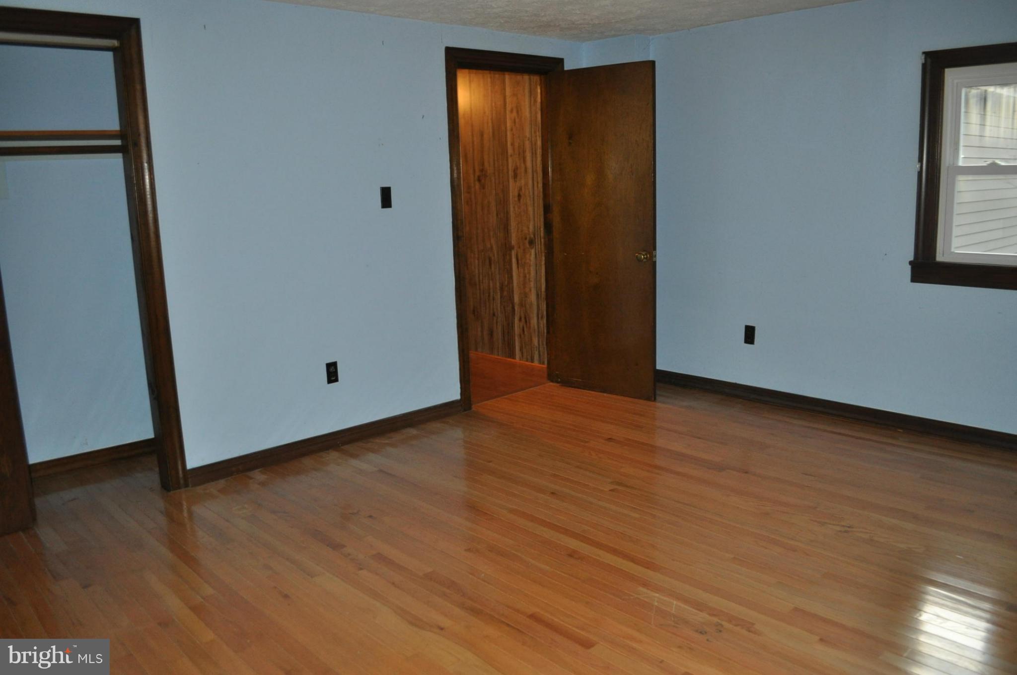 8114 Sinclair Mill Road Manassas, VA 20112 - Photo 9 of 22 Bedroom