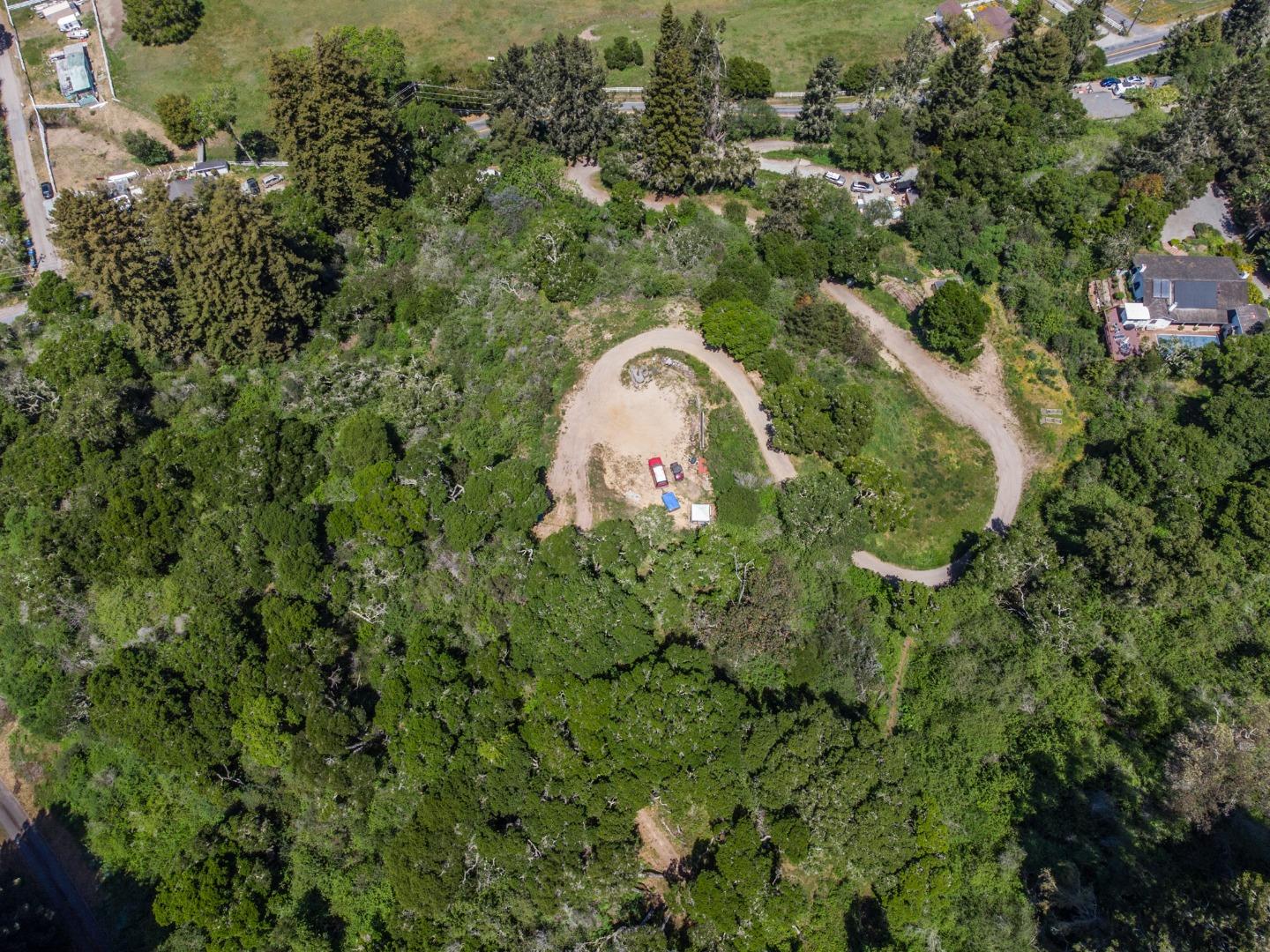 887 Larkin Valley Road Watsonville, CA 95076 - Photo 23 of 39 Gallery Image 23