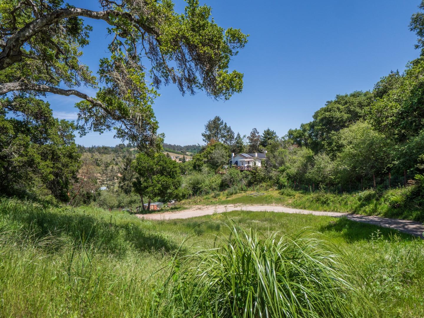 887 Larkin Valley Road Watsonville, CA 95076 - Photo 30 of 39 Gallery Image 30