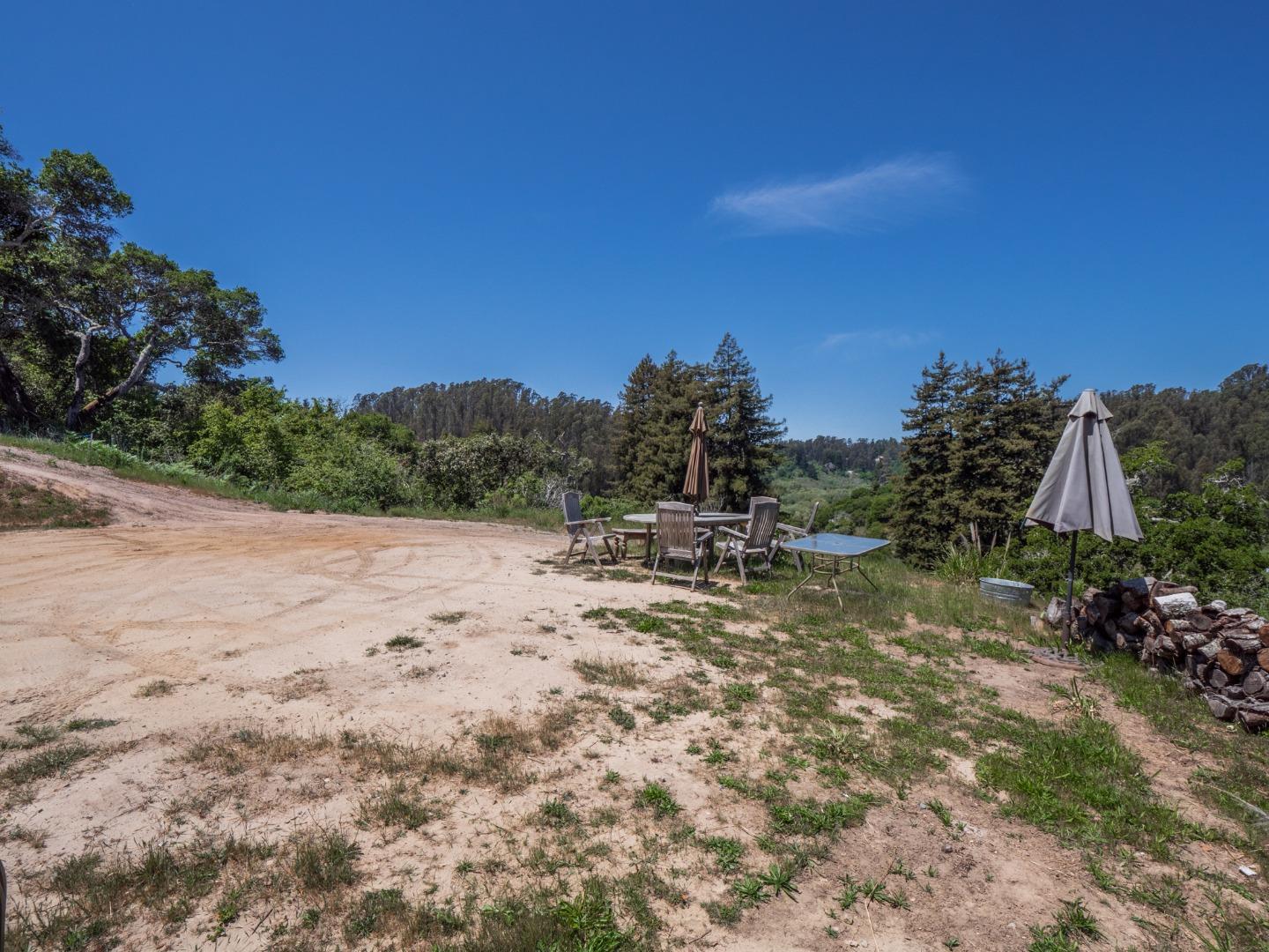 887 Larkin Valley Road Watsonville, CA 95076 - Photo 33 of 39 Gallery Image 33