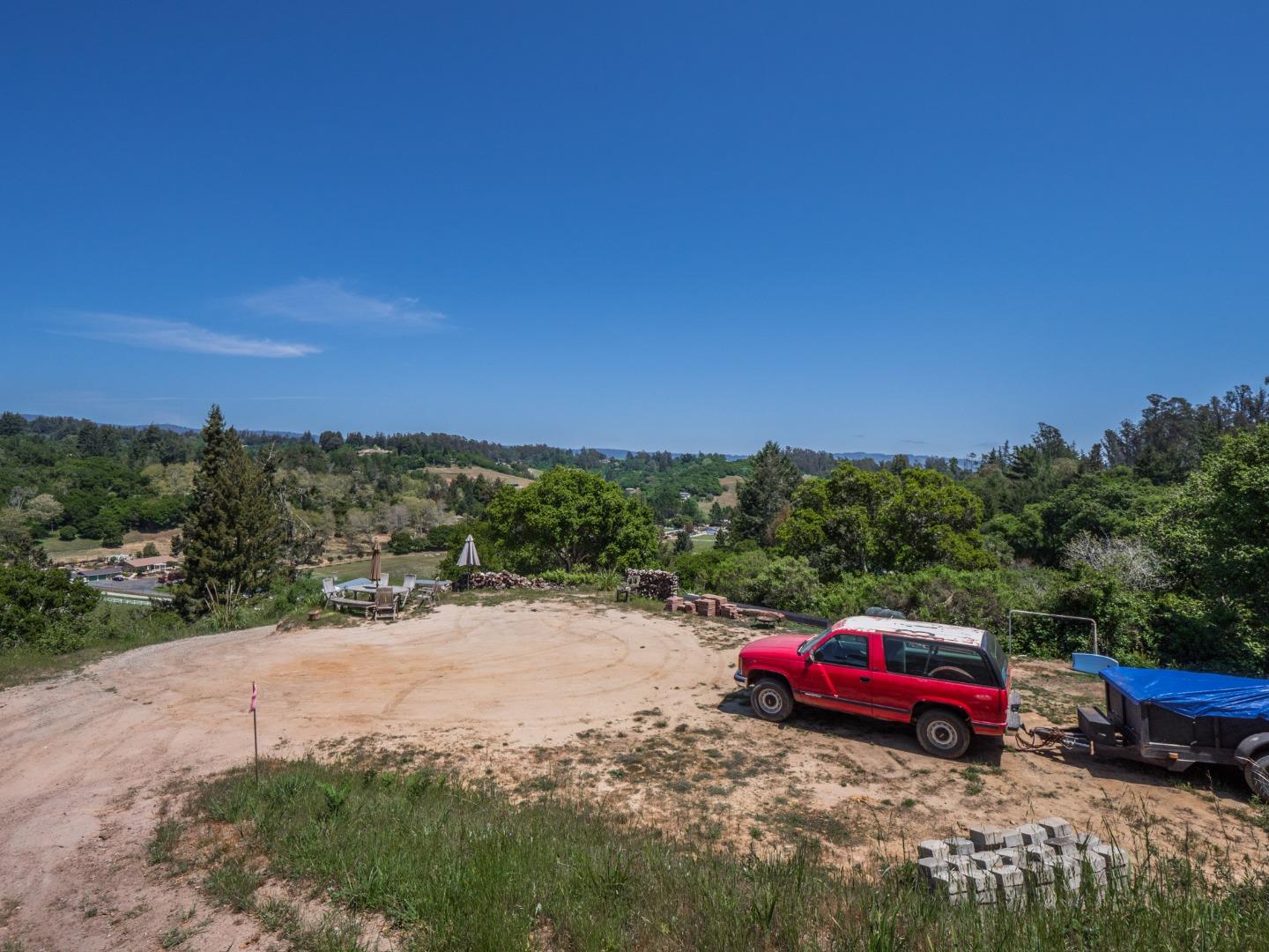 887 Larkin Valley Road Watsonville, CA 95076 - Photo 35 of 39 Gallery Image 35