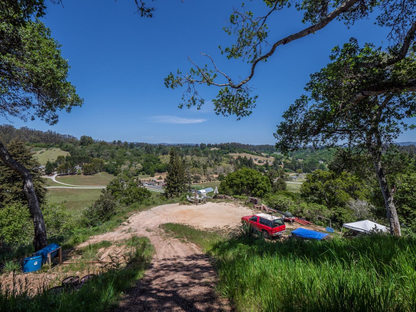 887 Larkin Valley Road Watsonville, CA 95076 - Photo 36 of 39 Gallery Image 36