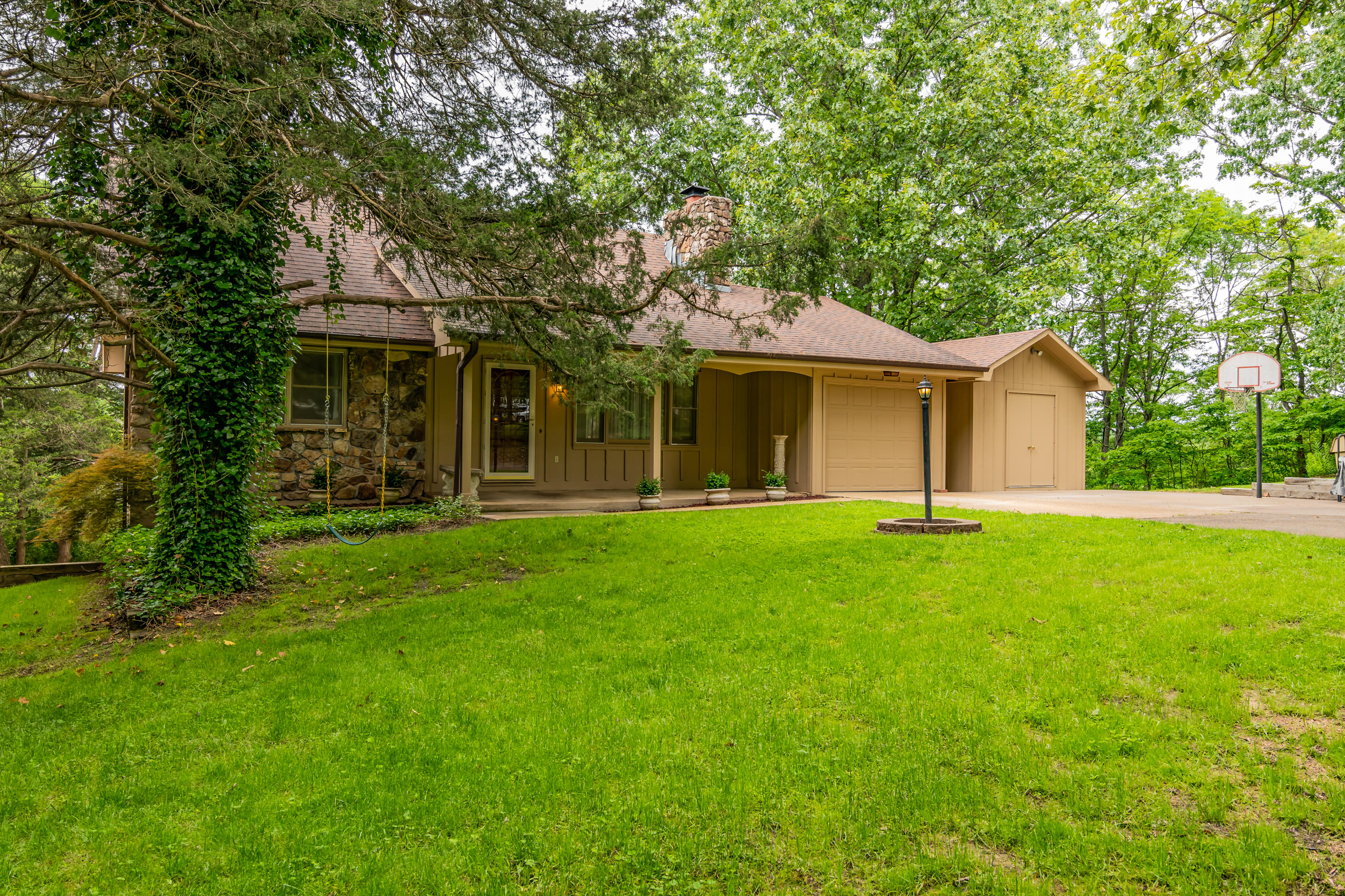 160 Mahnkey Road Forsyth, MO 65653 - Photo 1 of 1 160MahnkeyRdForsyth-2Exteriors(2)