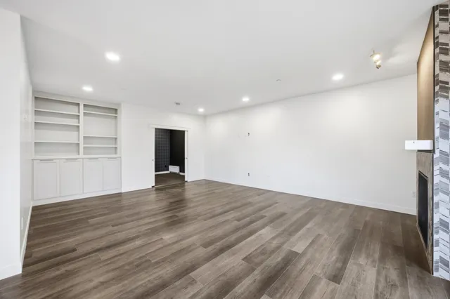 $899,000 | 412 5th Street North, Unit 526, Fargo, ND 58102