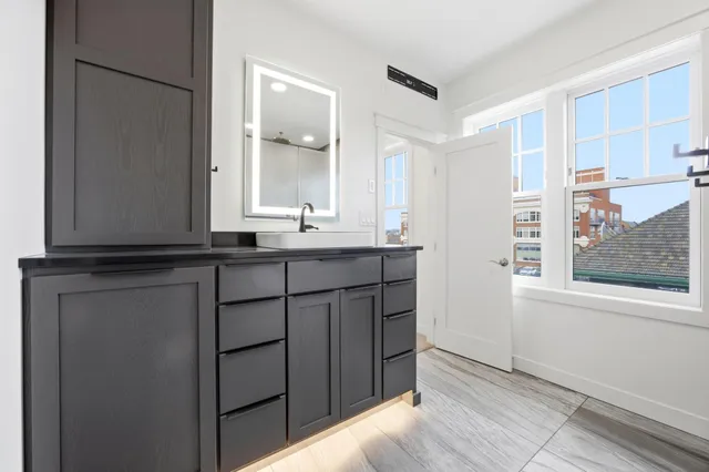 $899,000 | 412 5th Street North, Unit 526, Fargo, ND 58102