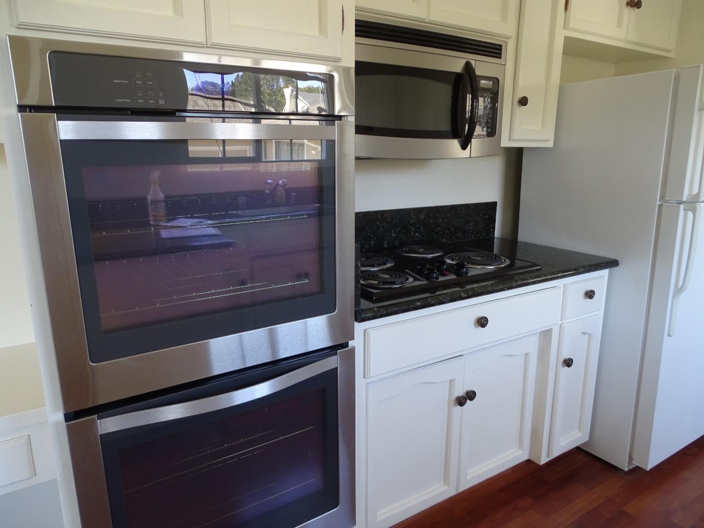 3345 Glendora Drive San Mateo, CA 94403 - Photo 3 of 19