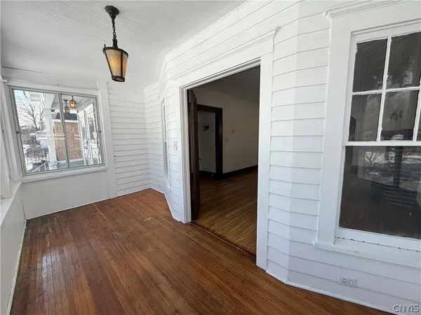 $1,800 | 221 Durston Avenue, Syracuse, NY 13203