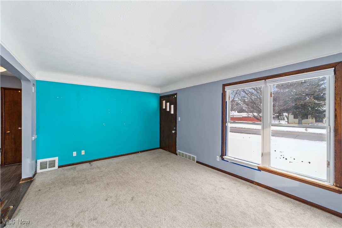16379 Hummel Road Brook Park, OH 44142 - Photo 2 of 17 Gallery Image 2