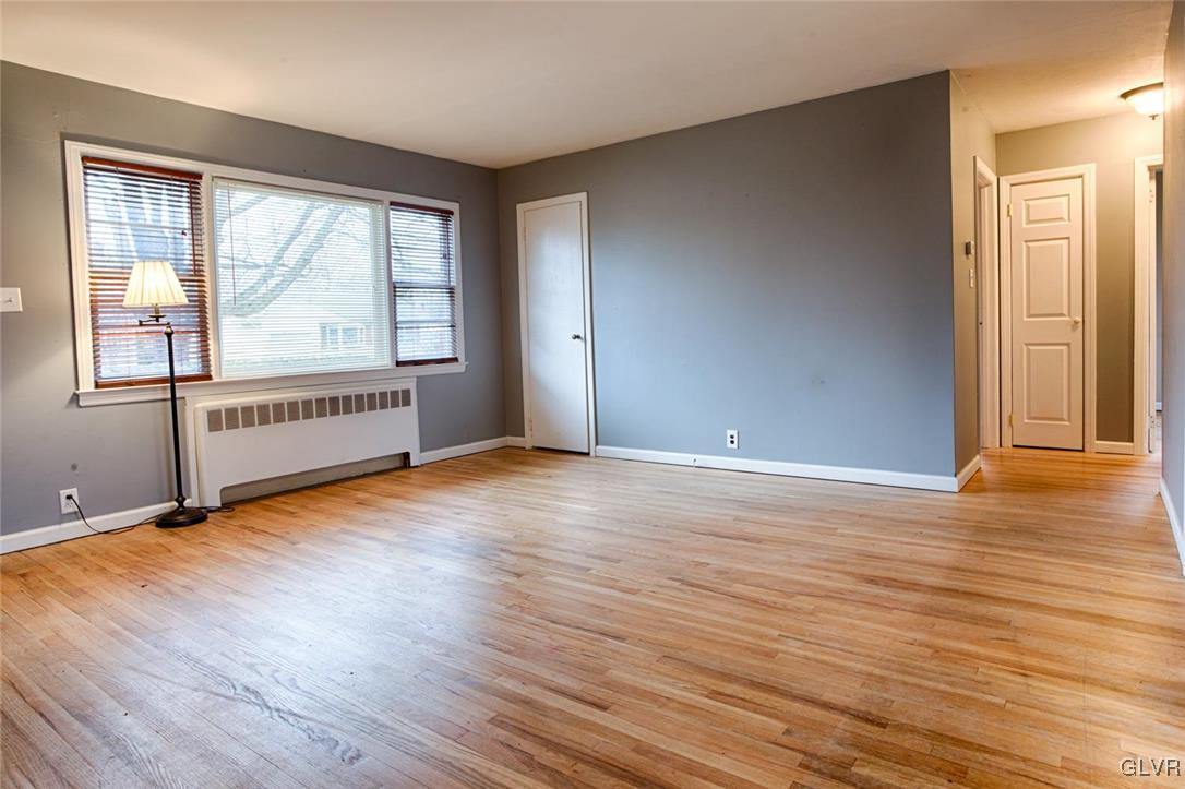 3016 Mission Road Bethlehem, PA 18017 - Photo 4 of 22 Gallery Image 4