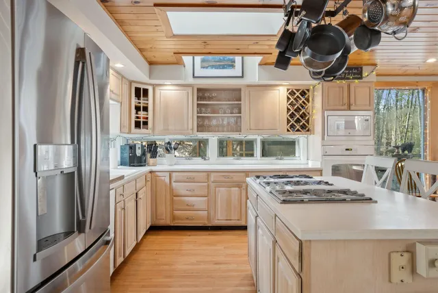 $1,499,000 | 54 Stonetree Road, Arrowsic, ME 04530