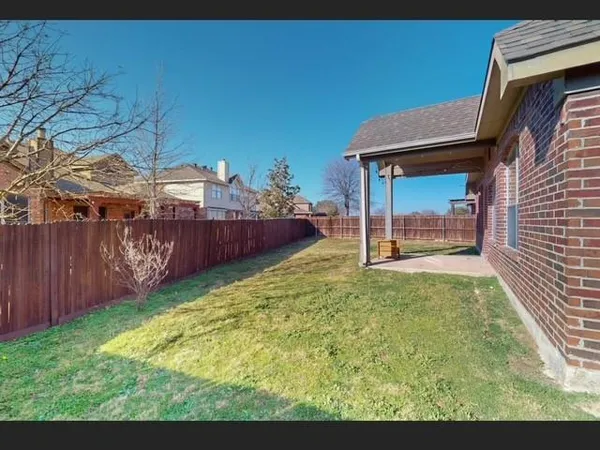 $2,800 | 12737 Welsh, Fort Worth, TX 76244
