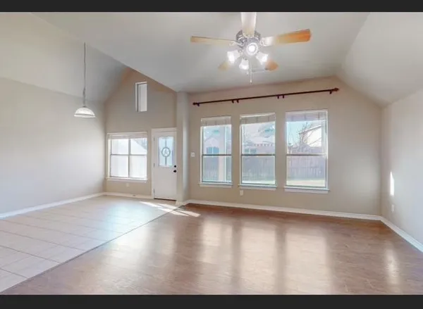 $2,800 | 12737 Welsh, Fort Worth, TX 76244