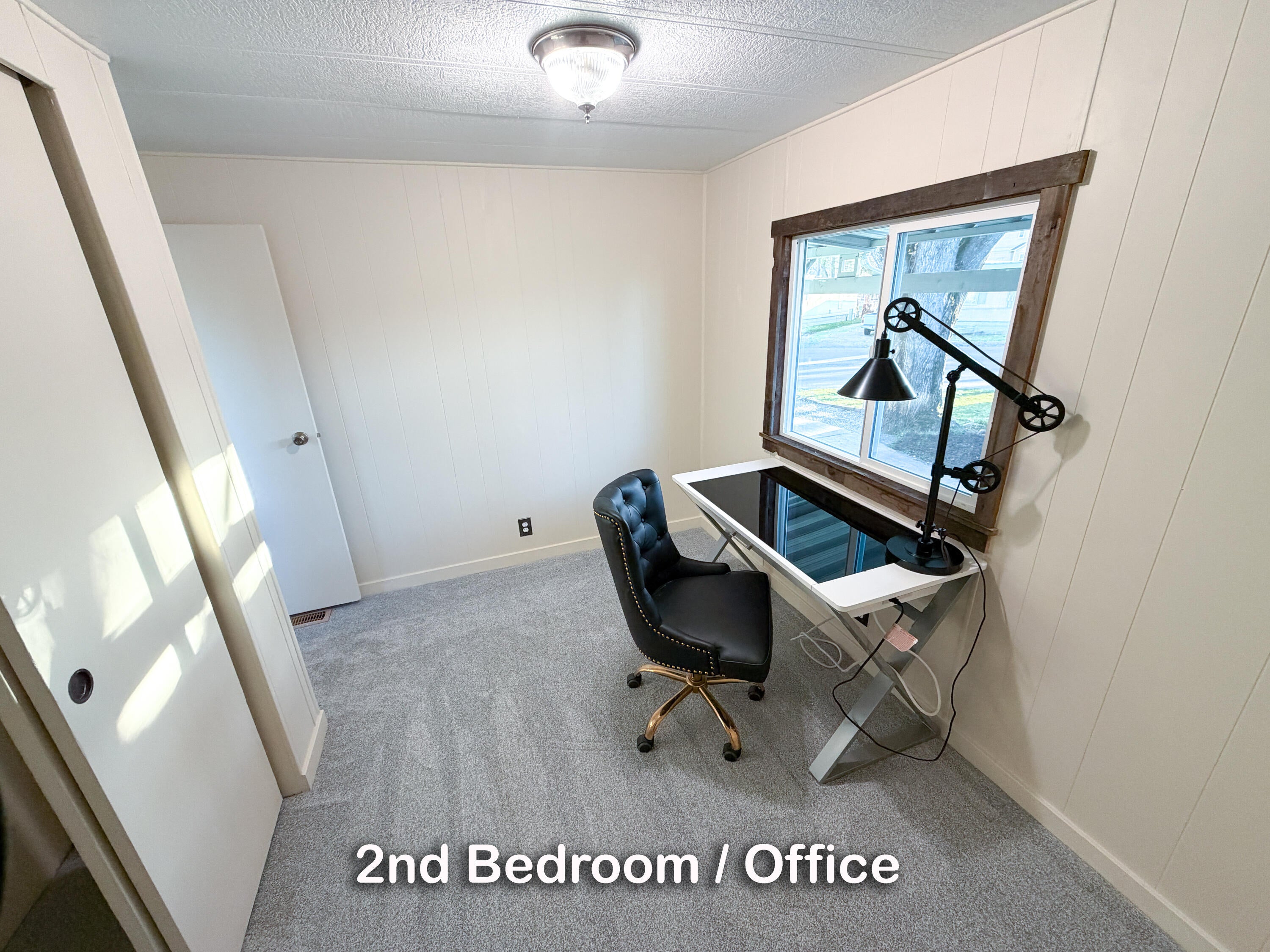 2335 Table Rock Road, Unit SPC 27 Medford, OR 97501 - Photo 11 of 14 2nd Bedroom