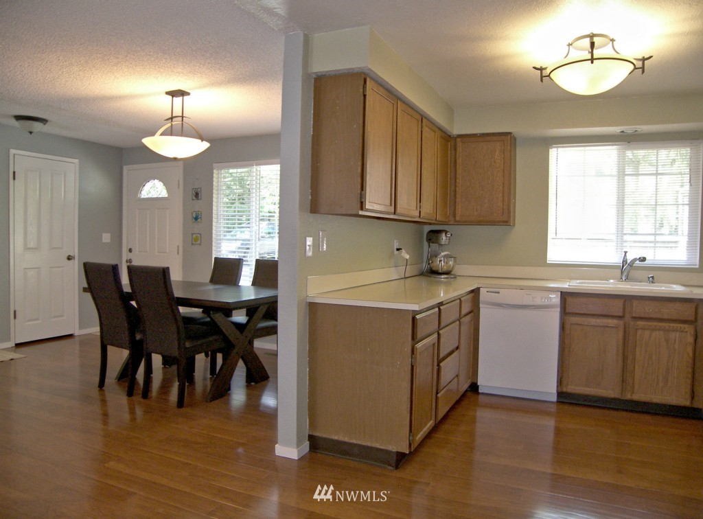 1220 Roland Street Bellingham, WA 98229 - Photo 11 of 20 Gallery Image 11