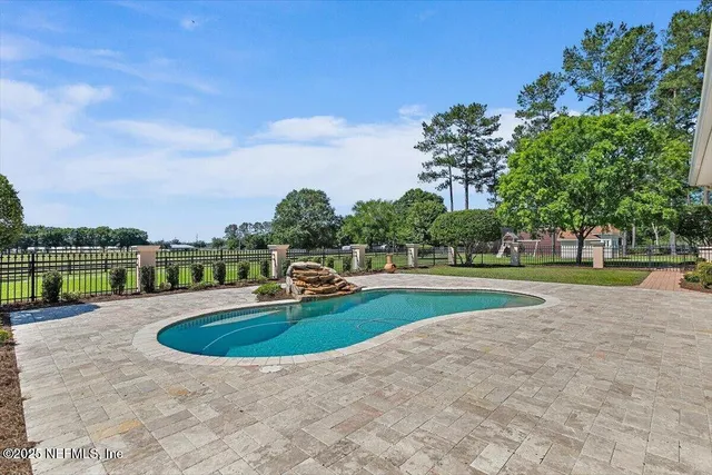 $979,900 | 7600 Nutty Buddy Circle, Glen St. Mary, FL 32040