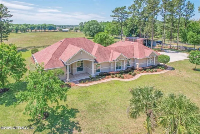 $979,900 | 7600 Nutty Buddy Circle, Glen St. Mary, FL 32040
