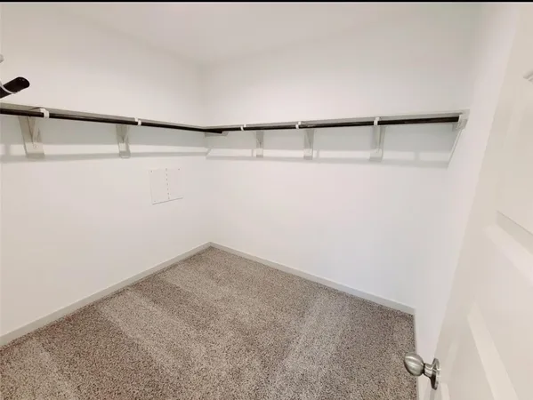 $2,400 | 4947 Natchez Trace, Arcola, TX 77545