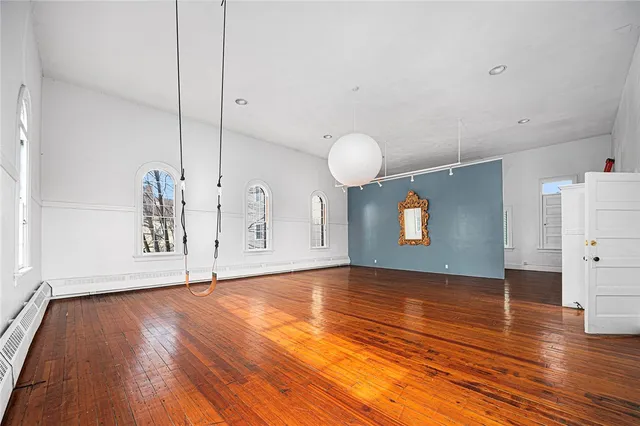 $2,800 | 4 Pallas Street, Unit 2, Providence, RI 02903