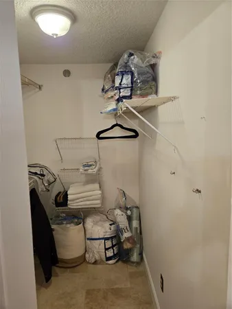 $2,275 | 9531 Seagrape Drive, Unit 205, Davie, FL 33324