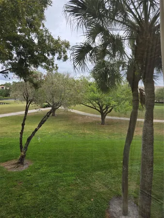 $2,275 | 9531 Seagrape Drive, Unit 205, Davie, FL 33324