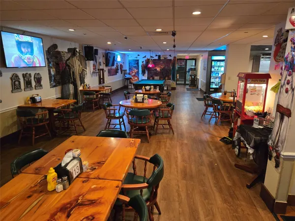 $2,275 | 9531 Seagrape Drive, Unit 205, Davie, FL 33324