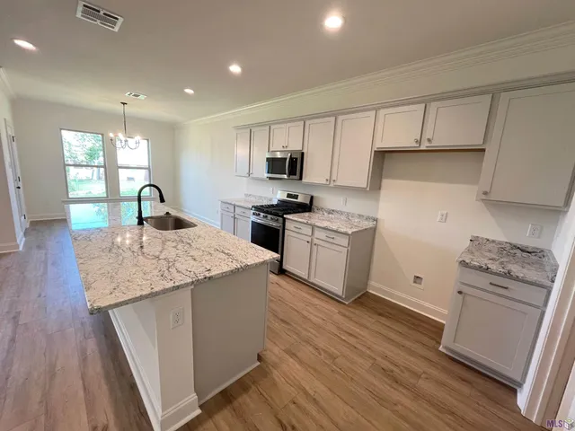 $370,335 | 129 Olivia Drive, Luling, LA 70070