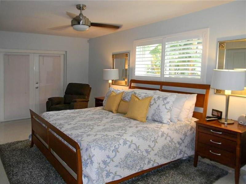 5930 Northeast 17th Road Fort Lauderdale, FL 33334 - Photo 12 of 23 Photo 12