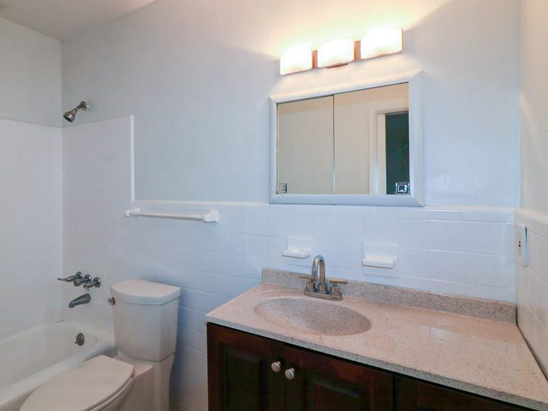 5930 Northeast 17th Road Fort Lauderdale, FL 33334 - Photo 18 of 23 Photo 18