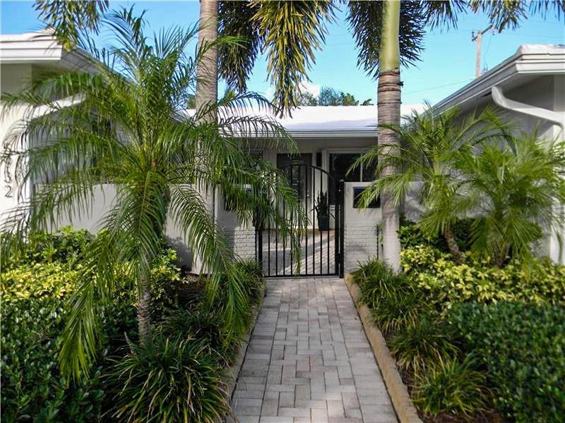 5930 Northeast 17th Road Fort Lauderdale, FL 33334 - Photo 2 of 23 Photo 2
