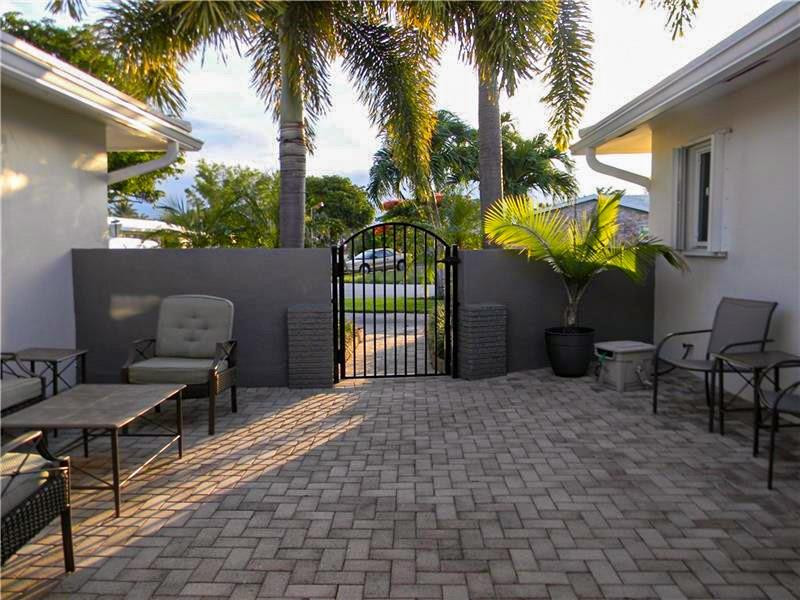 5930 Northeast 17th Road Fort Lauderdale, FL 33334 - Photo 22 of 23 Photo 22