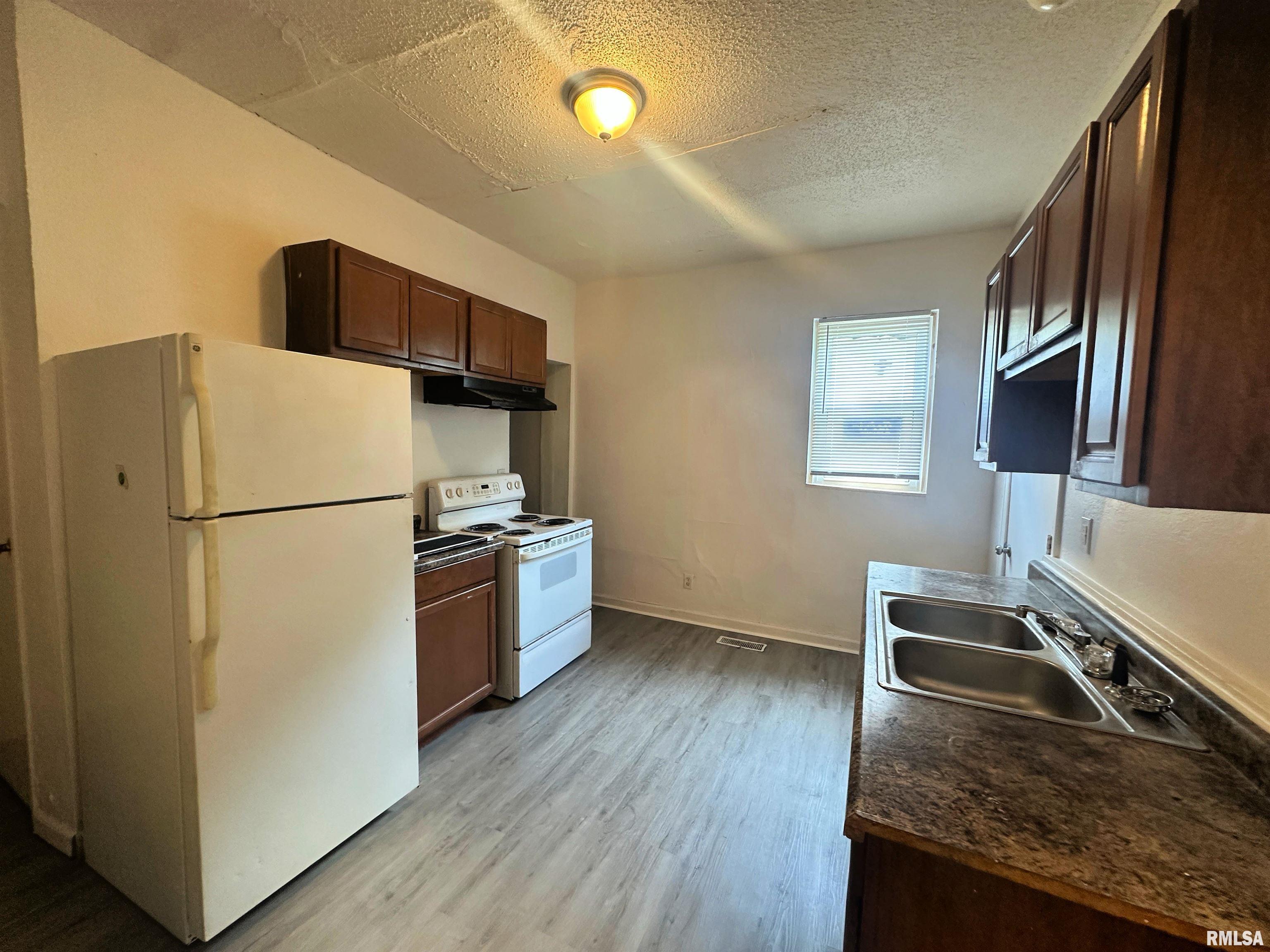 1117 South 12th Street Springfield, IL 62703 - Photo 4 of 7 Gallery Image 4