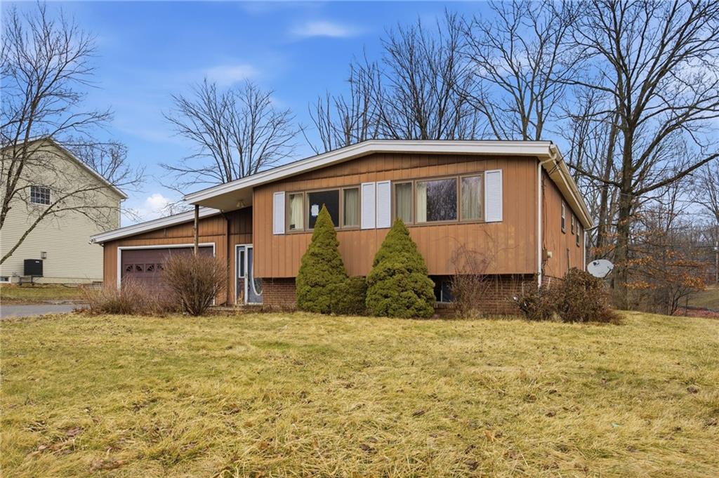 103 Lovi Road Baden, PA 15005 - Photo 2 of 30