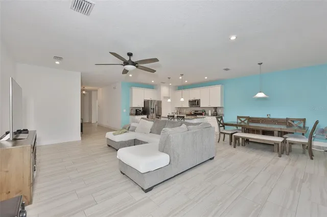 $450,000 | 5839 Silver Sun Drive, Apollo Beach, FL 33572