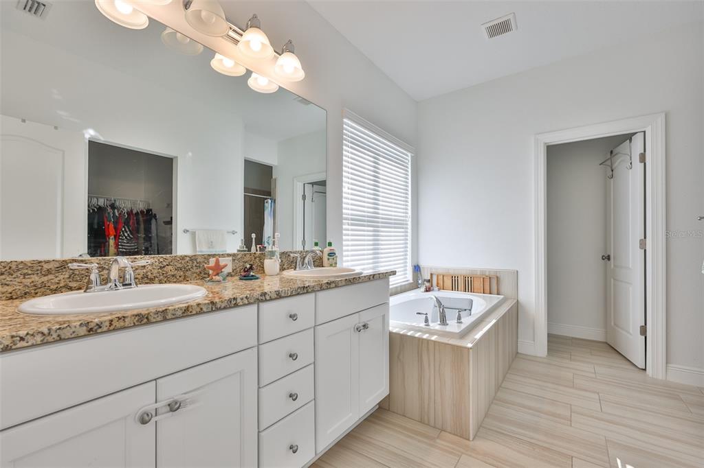 5839 Silver Sun Drive Apollo Beach, FL 33572 - Photo 18 of 49