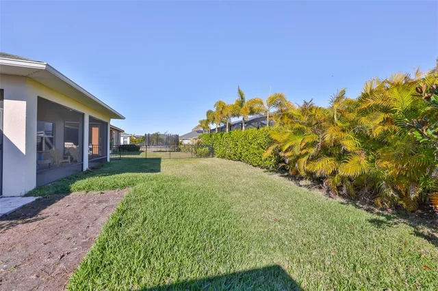 $450,000 | 5839 Silver Sun Drive, Apollo Beach, FL 33572