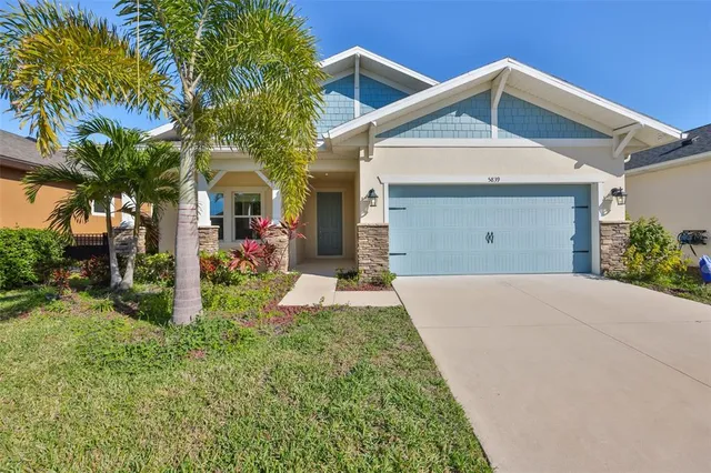 $450,000 | 5839 Silver Sun Drive, Apollo Beach, FL 33572