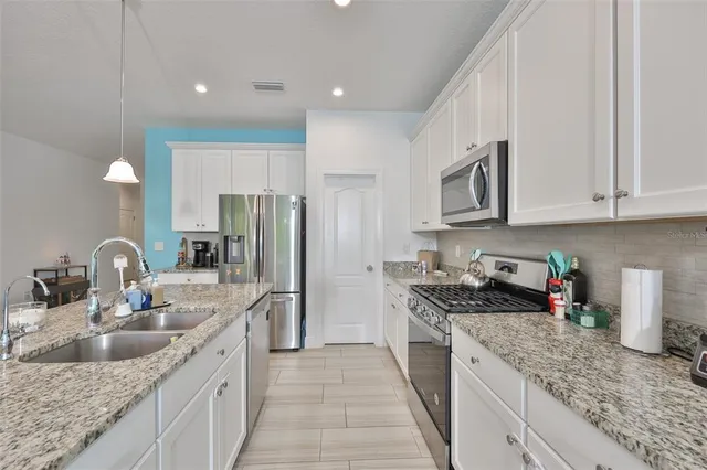 $450,000 | 5839 Silver Sun Drive, Apollo Beach, FL 33572