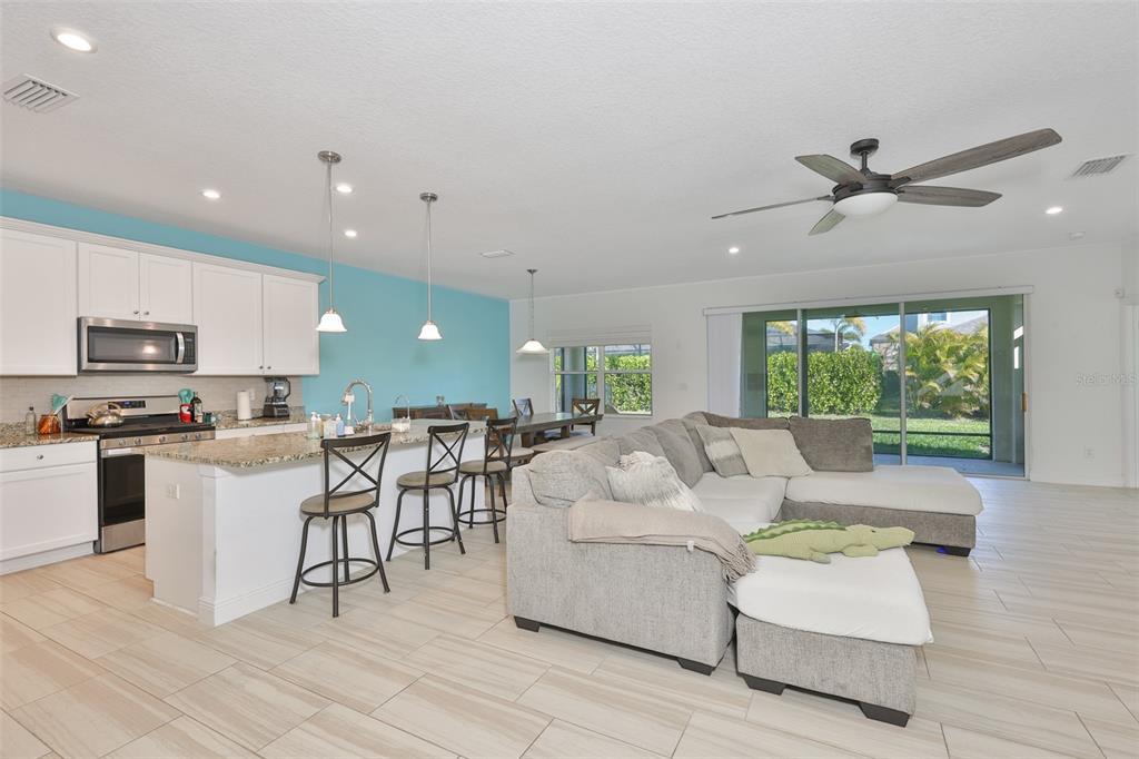 5839 Silver Sun Drive Apollo Beach, FL 33572 - Photo 8 of 49