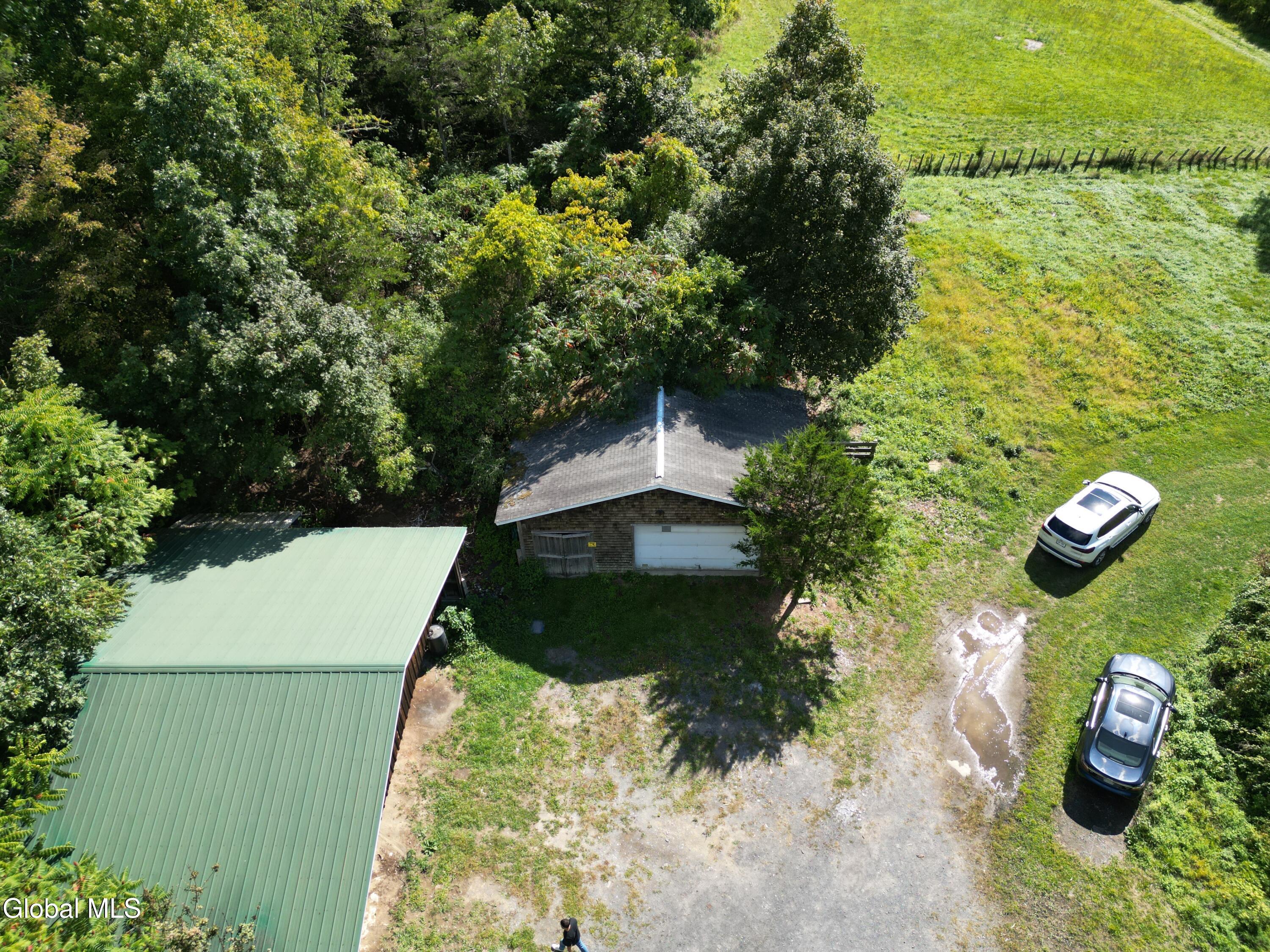40 Rutkiewicz Road Ravena, NY 12143 - Photo 64 of 89 dji_fly_20250908_145642_413_175735804710