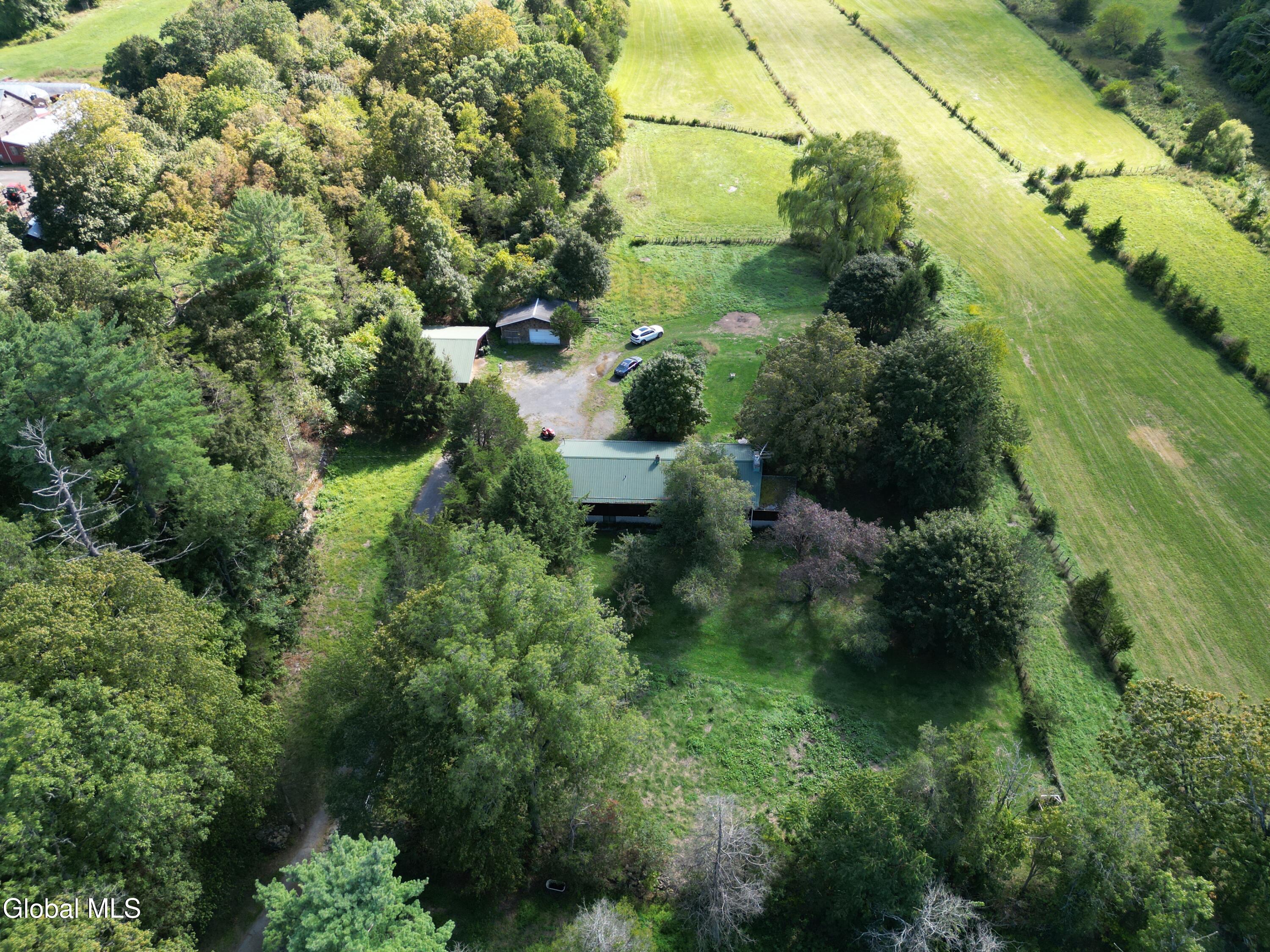 40 Rutkiewicz Road Ravena, NY 12143 - Photo 75 of 89 dji_fly_20250908_151134_428_175735879769