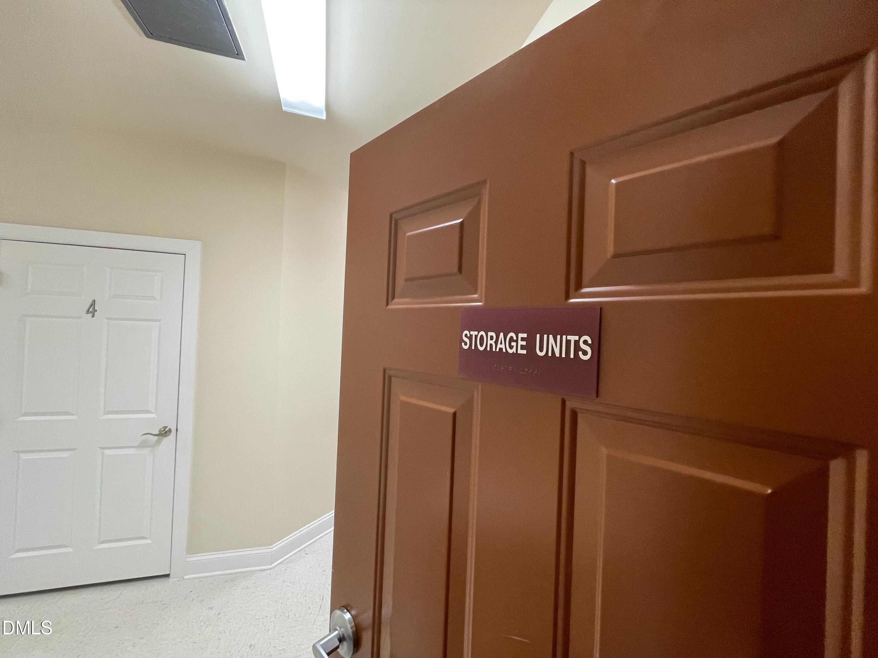 10411 Rosegate Court, Unit 3 Raleigh, NC 27617 - Photo 50 of 62 a view of a hallway