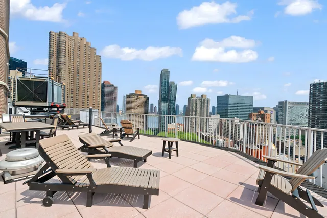 $459,000 | 225 East 36th Street, Unit 15A | Murray Hill