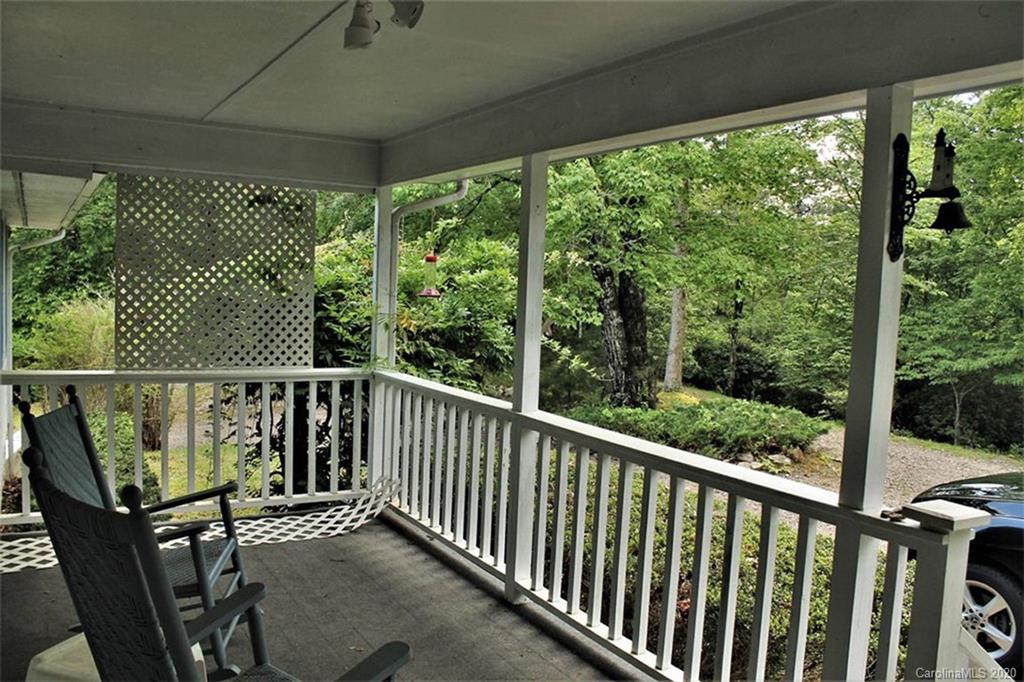185 Davis Creek Road Murphy, NC 28906 - Photo 10 of 48 a view of a balcony with outdoor space