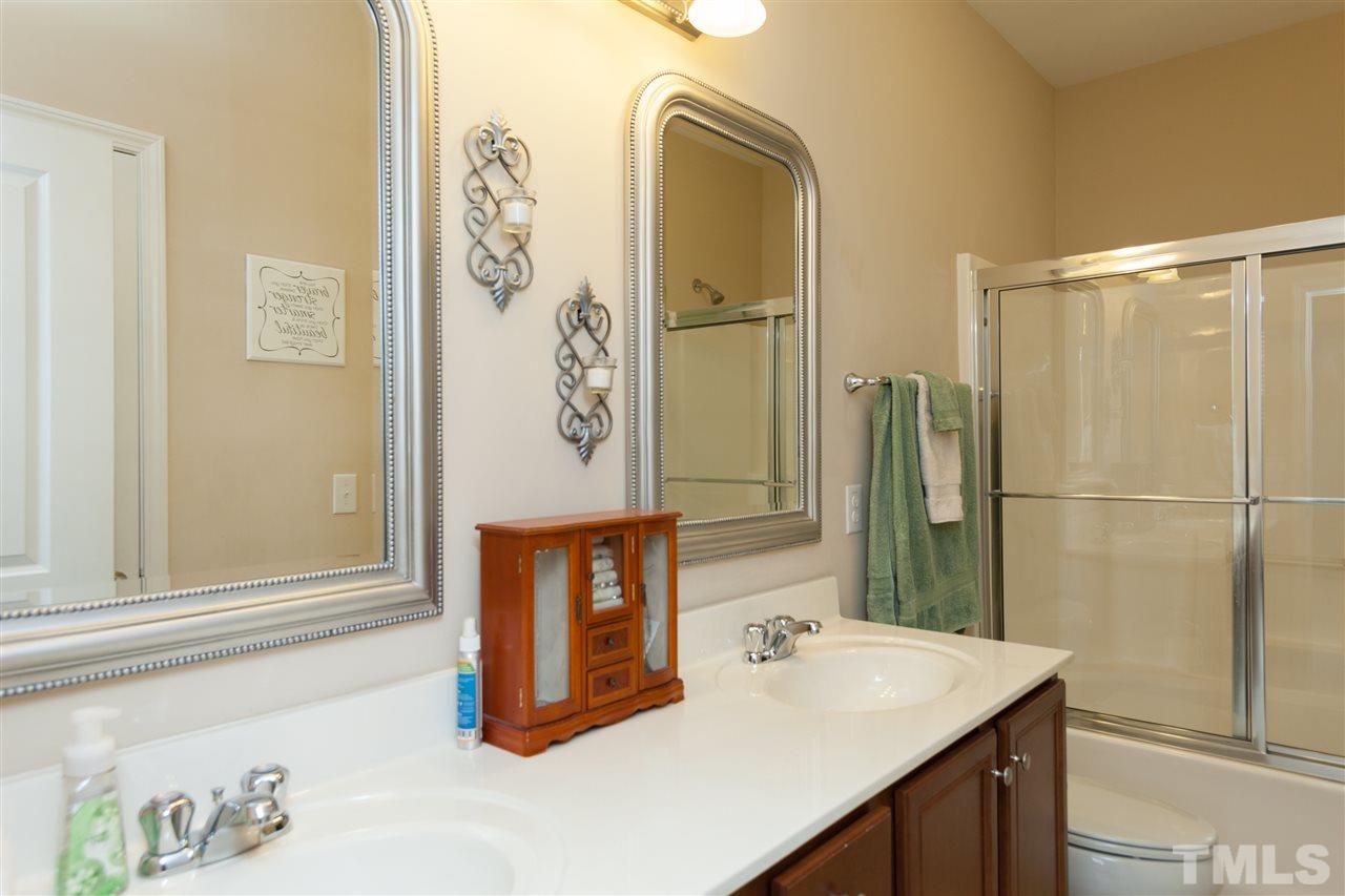 757 Wickham Ridge Road Apex, NC 27539 - Photo 13 of 25