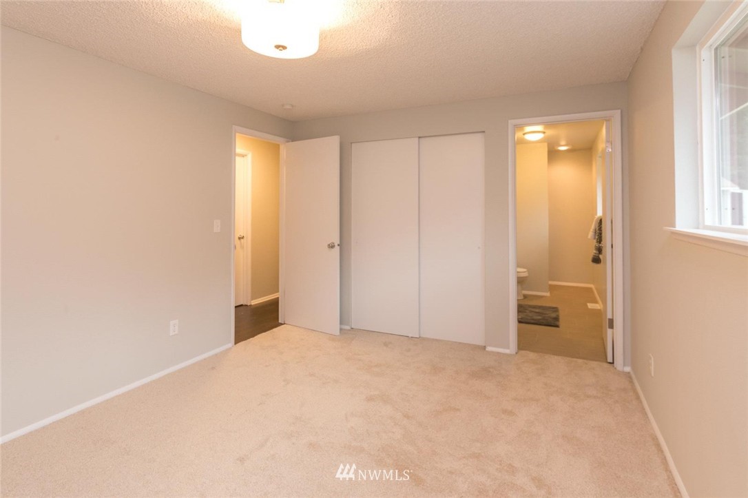13040 Madrona Road Southwest Port Orchard, WA 98367 - Photo 16 of 25 Gallery Image 16